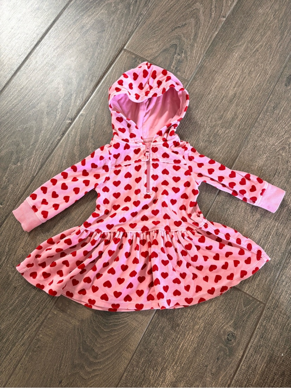 GAP / Baby Gap Heart Pink Red Hoodie Hooded Velour Dress Jennifer’s Body